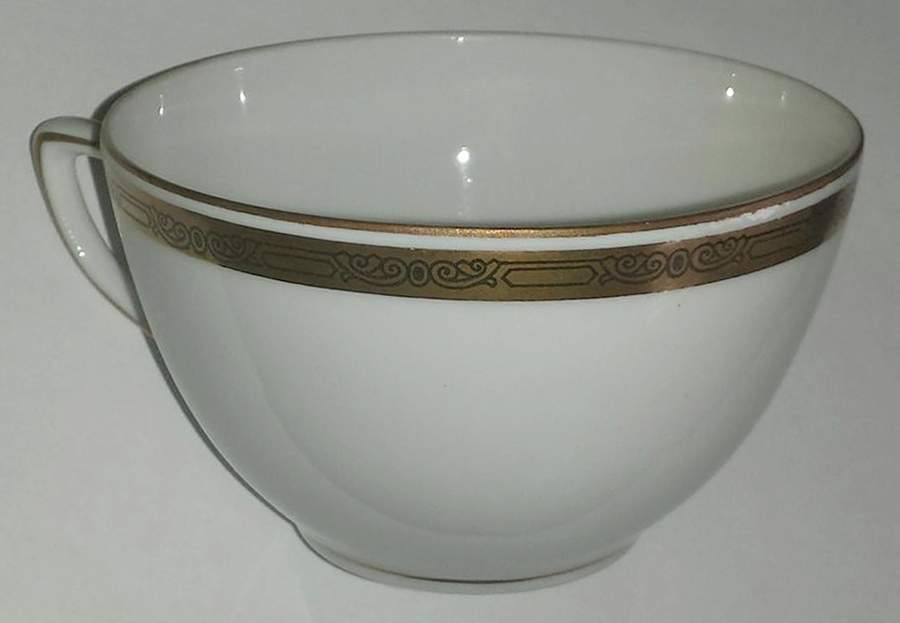 30453 Footed Cup by Fraureuth-1