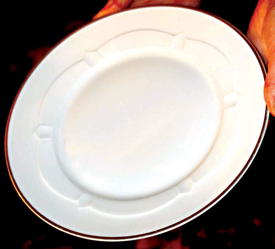 FEL8 Dinner Plate by Felda-1