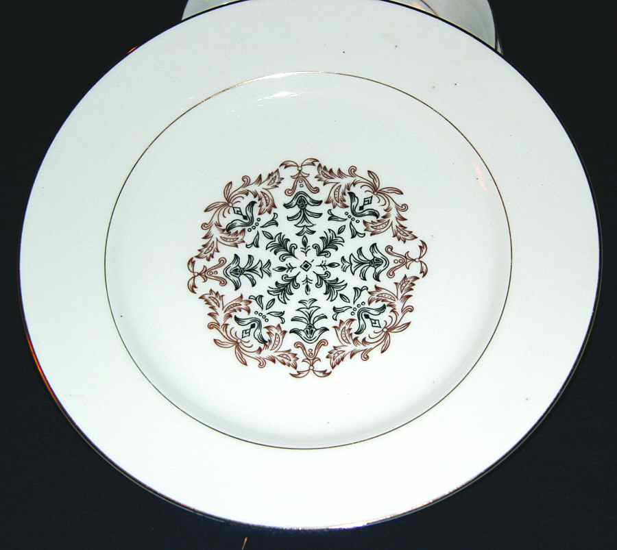 King Eric Dinner Plate by Fine China of Japan-1