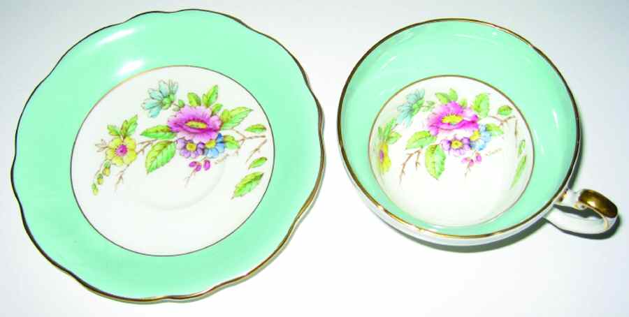 V284 Footed Cup & Saucer Set by Foley-1