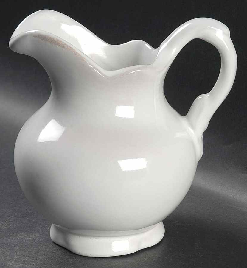 Plainsman White Sand 16 Oz Pitcher by Frankoma-1