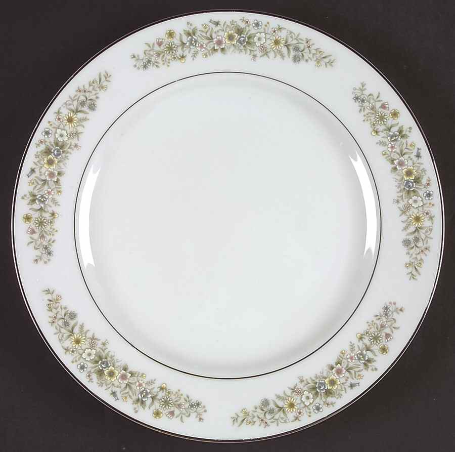 FCJ64 Dinner Plate by Fine China of Japan-1