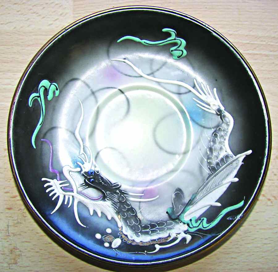 FUJ19 Saucer by Fuji-1