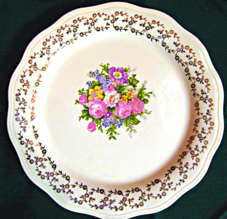 FSX134 Dinner Plate by French Saxon-1