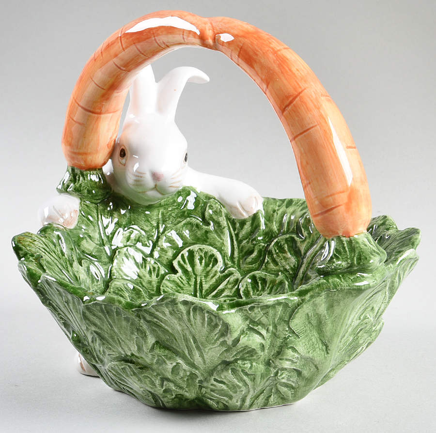 Welsh Rabbit Medium Basket with Handle by Fitz & Floyd-1