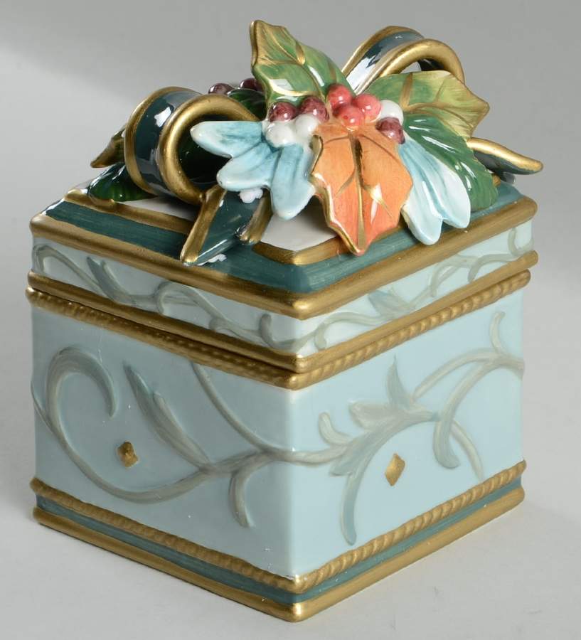 Clairmont Trinket Box & Lid by Fitz & Floyd-1