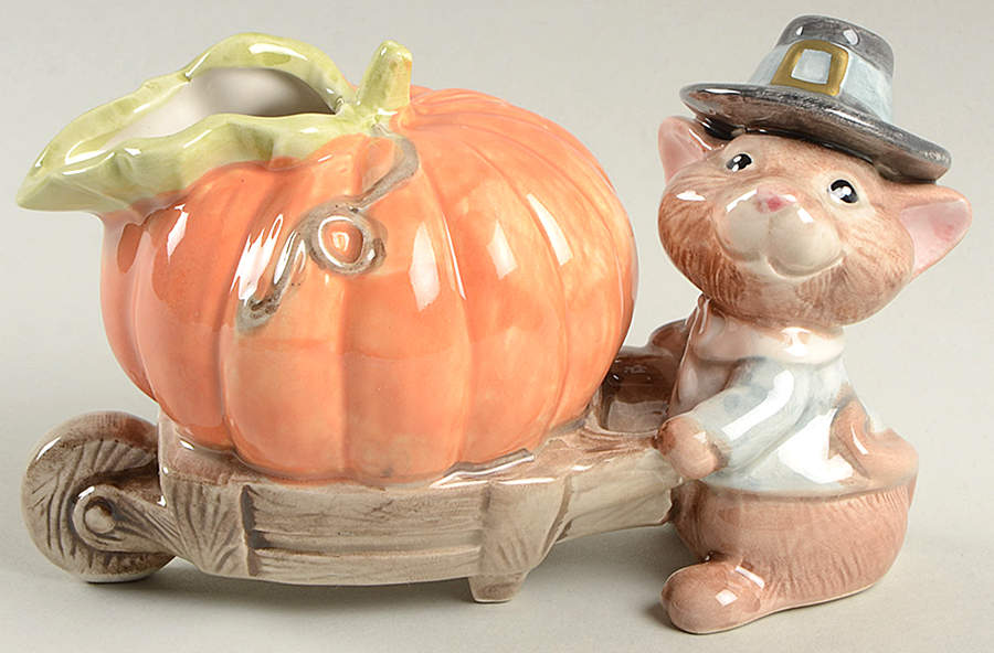Mayflower Mouse Figural Creamer by Fitz & Floyd-1