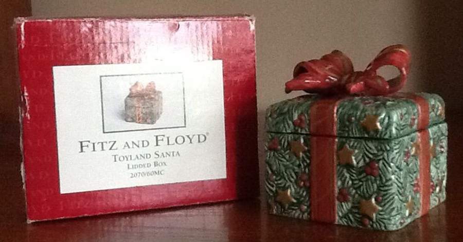 Toyland Santa Trinket Box & Lid by Fitz & Floyd-1