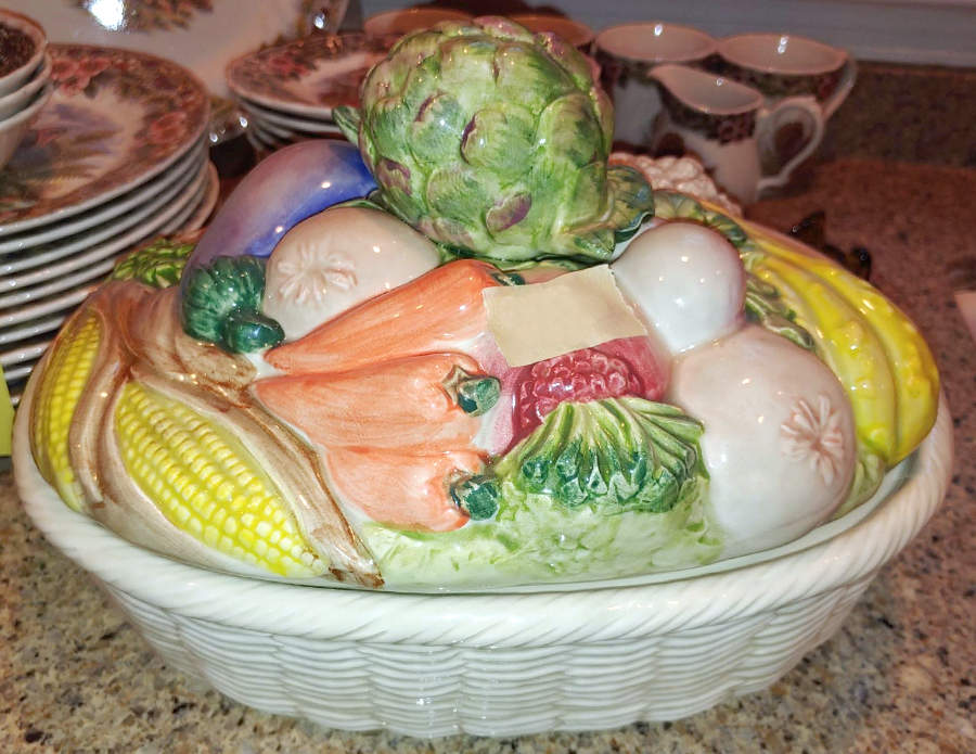 Garden Basket 3 Quart Oval Covered Casserole by Fitz & Floyd-1