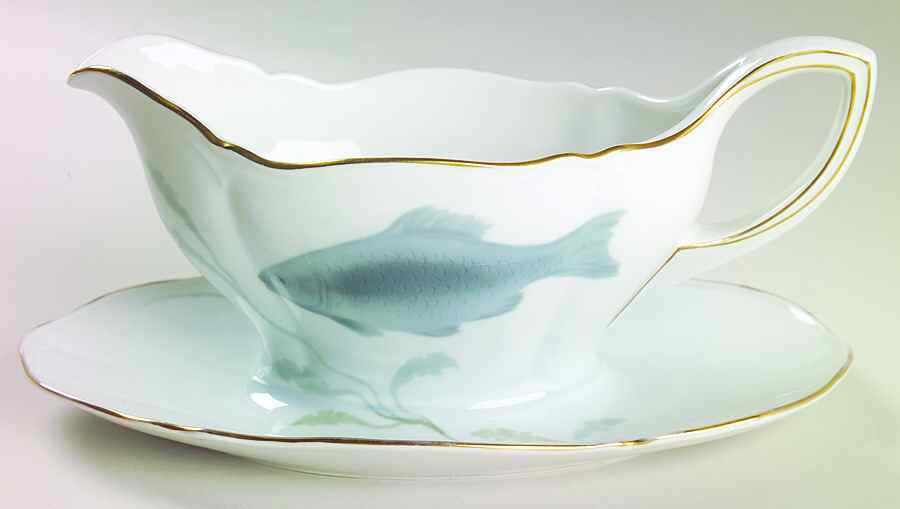 FPO7 Gravy Boat with Attached Underplate by Friedrich Kaestner-1