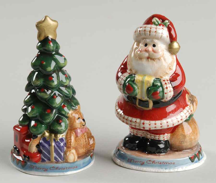 Fireplace Santa Salt & Pepper Set by Fitz & Floyd-1