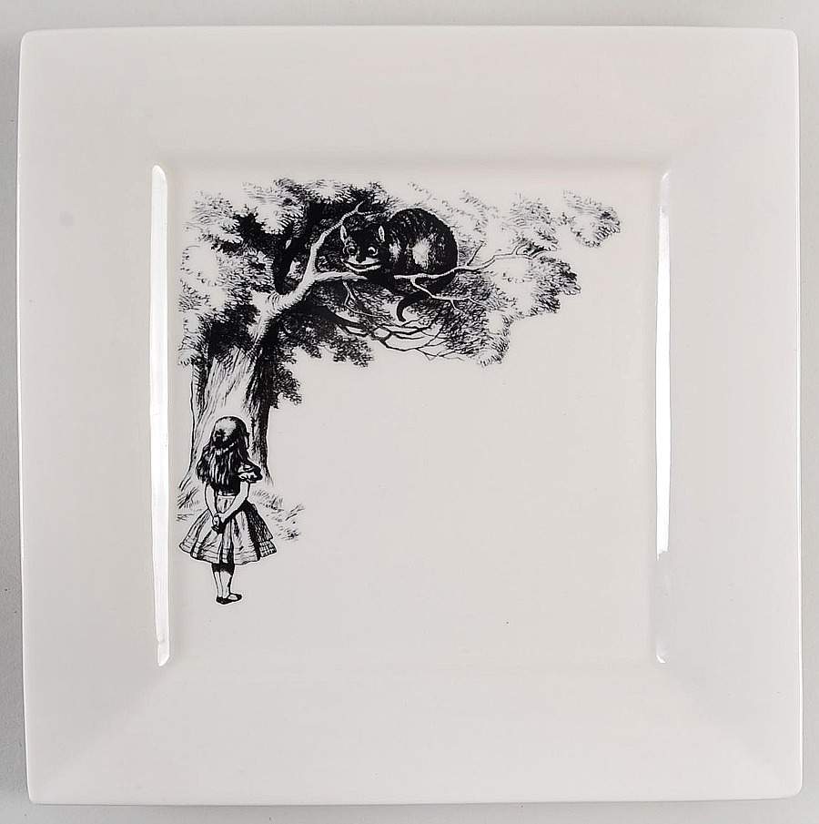 Alice in Wonderland Square Luncheon Plate by Fishs Eddy-1
