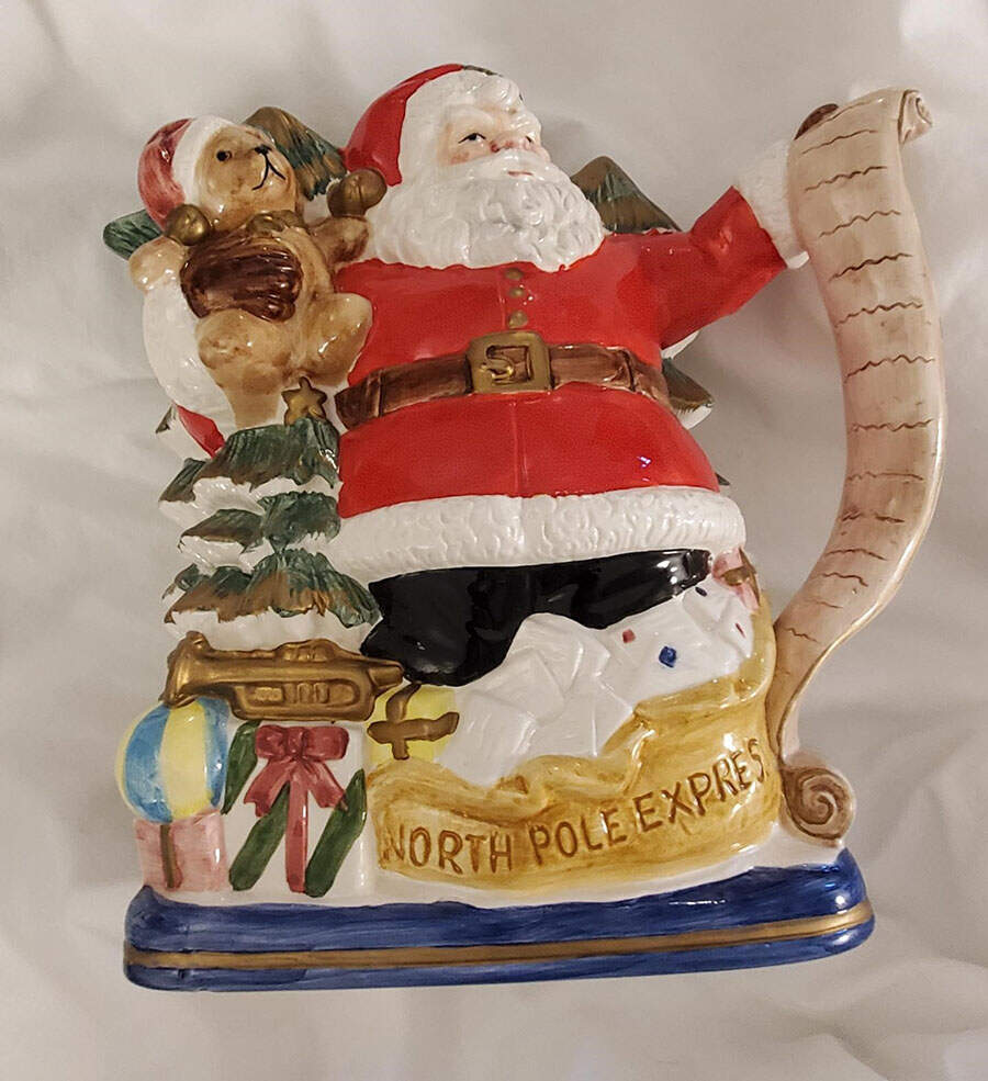 Vintage Santa 64 Oz Pitcher by Fitz & Floyd-1