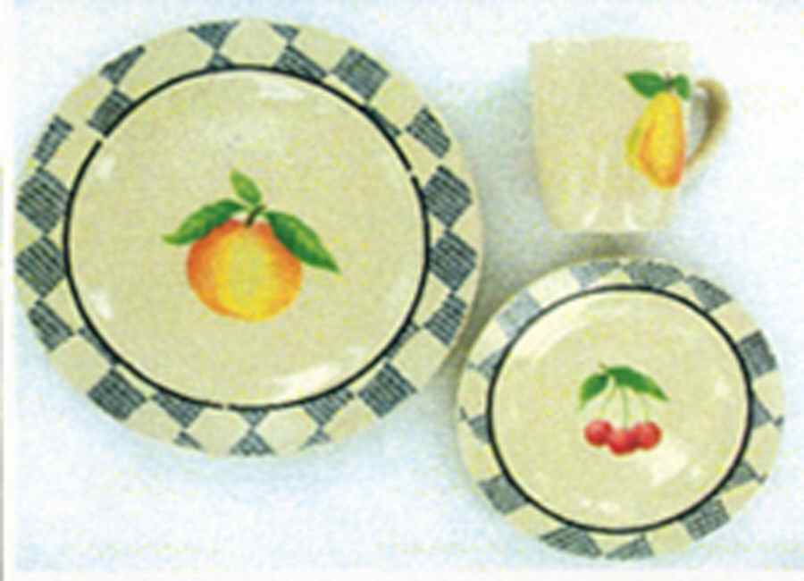 Picnic Basket Dinner Plate by Farberware-1