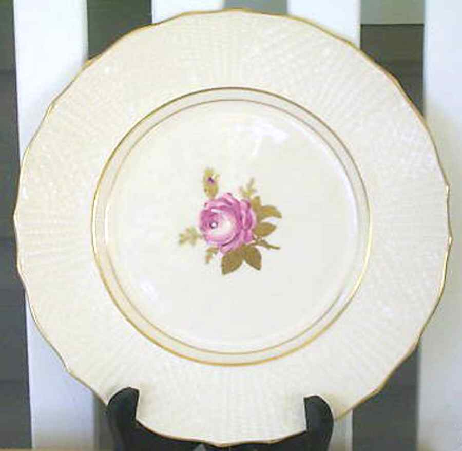 575 Dinner Plate by Fondeville-1