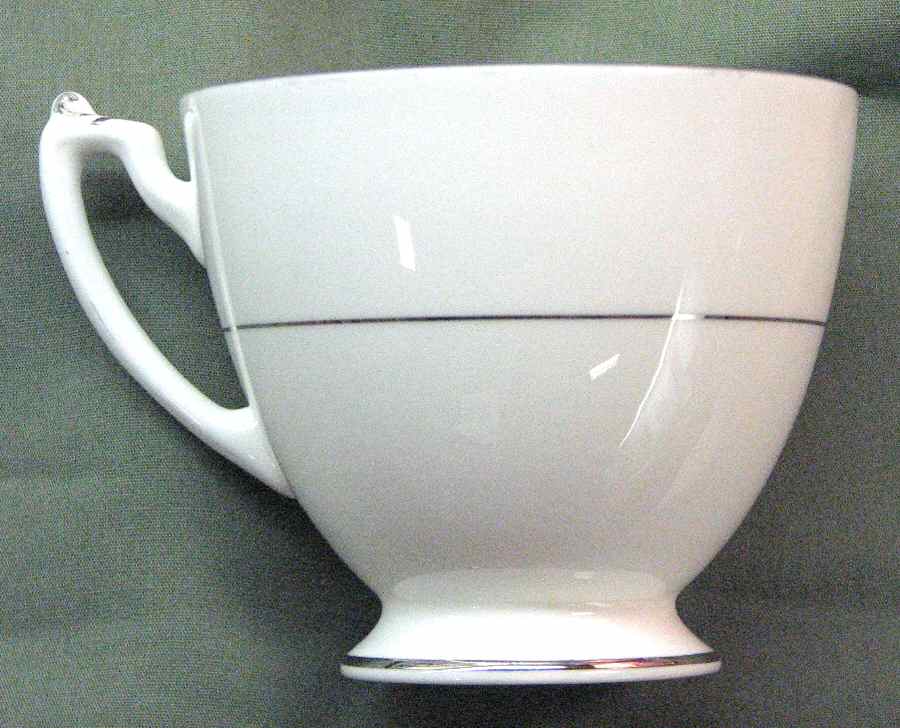 FOL56 Footed Cup by Foley-1
