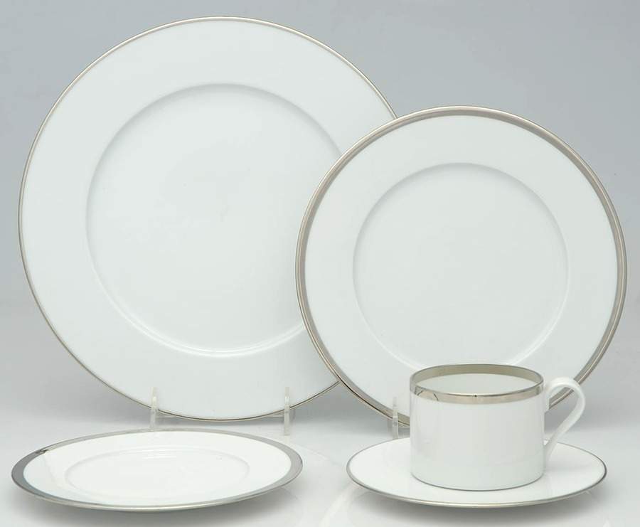 Treasure Platinum 40 Piece Set by Furstenberg-1