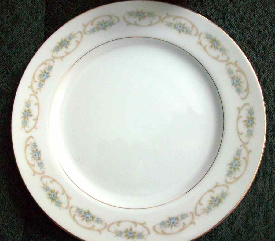 La Cameo Dinner Plate by Fine China of Japan-1