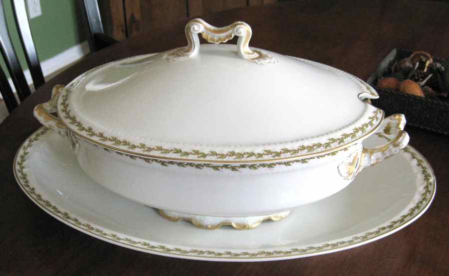 FRH16 Tureen &  Lid by Frank Haviland-1