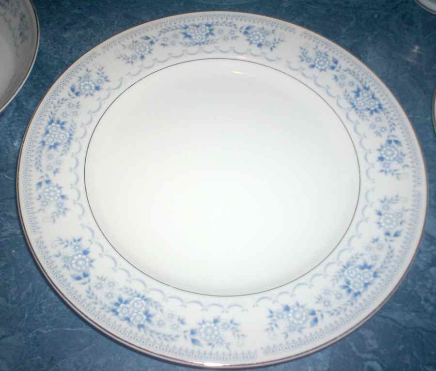 Cote d'Azur Dinner Plate by Fine China of Japan-1