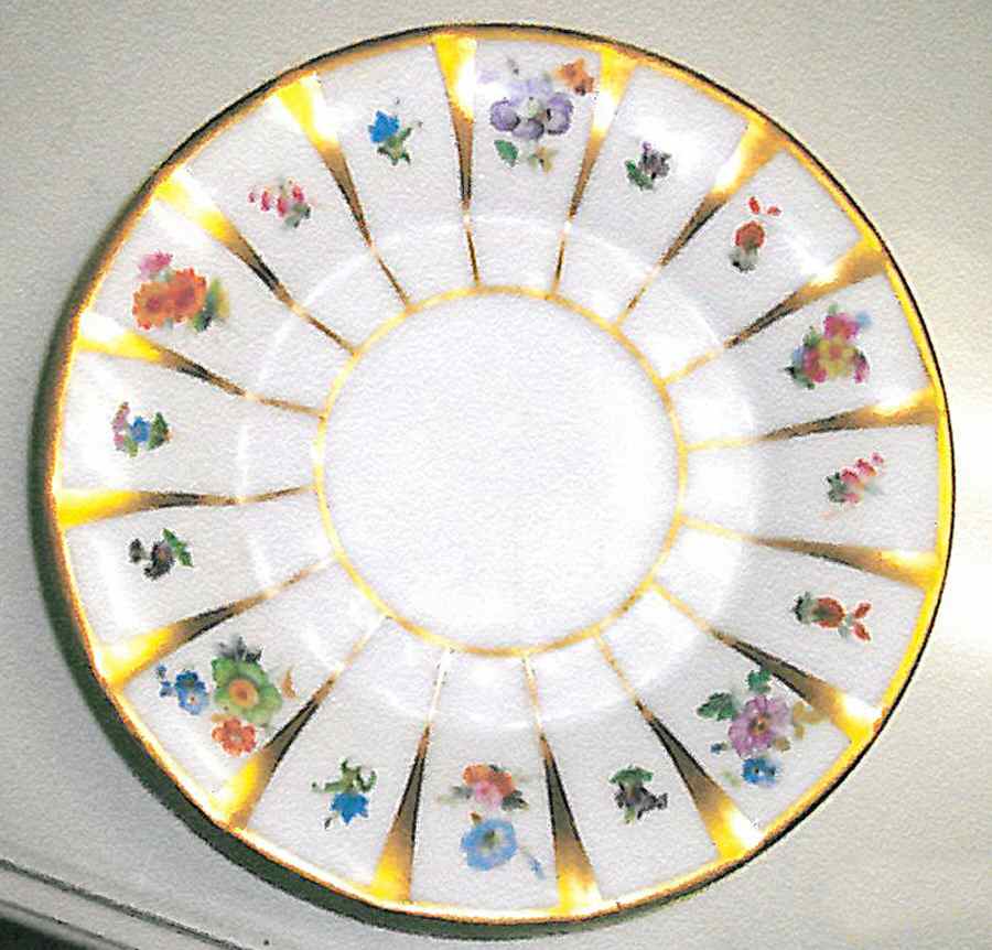FUR90 Salad Plate by Furstenberg-1