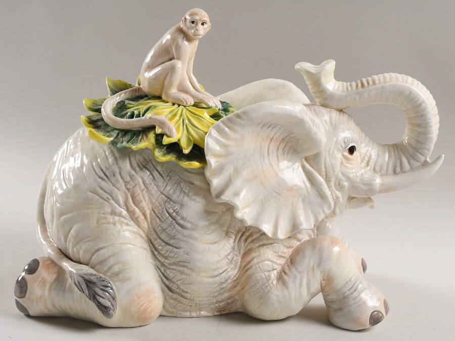 Cape Town Figural Cookie Jar & Lid by Fitz & Floyd-1
