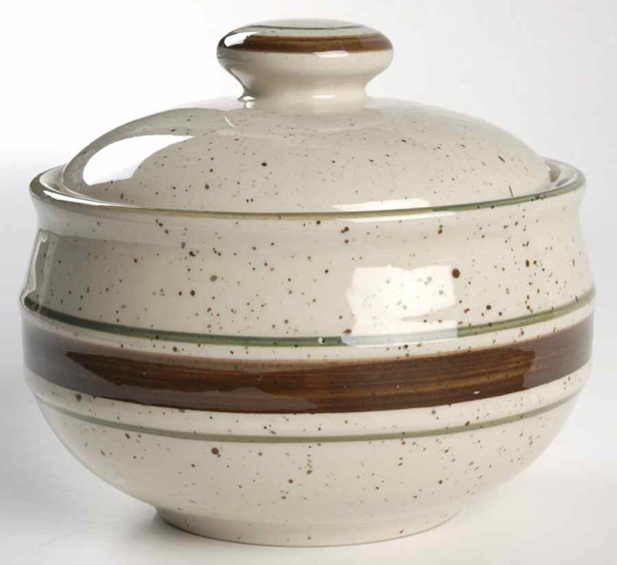 Fok1 Sugar Bowl & Lid by Folkcraft-1