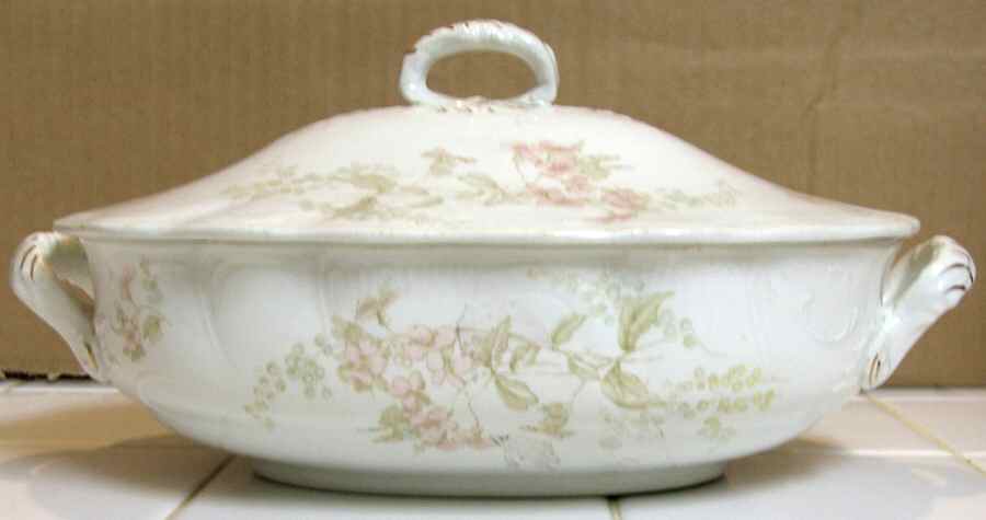 8980 Oval Covered Vegetable by Furnivals-1