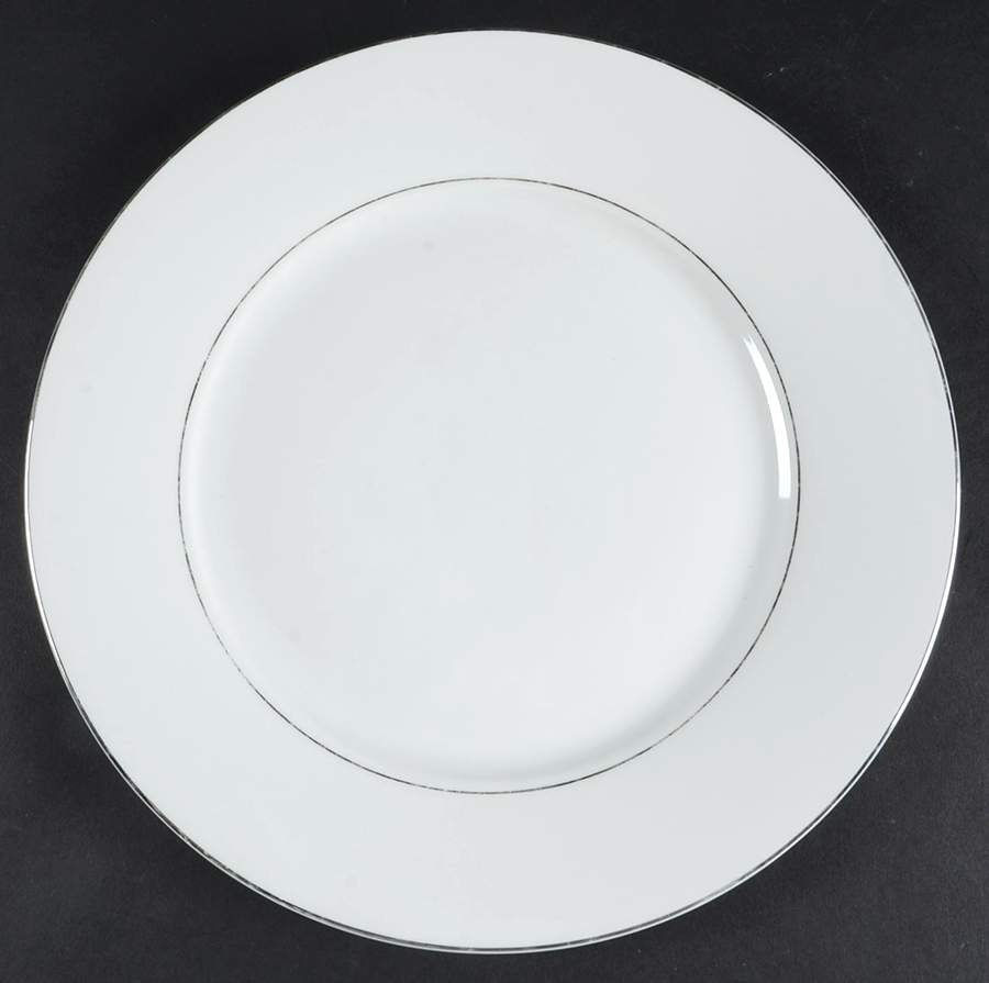Classic Platinum Dinner Plate by Fairfield-1