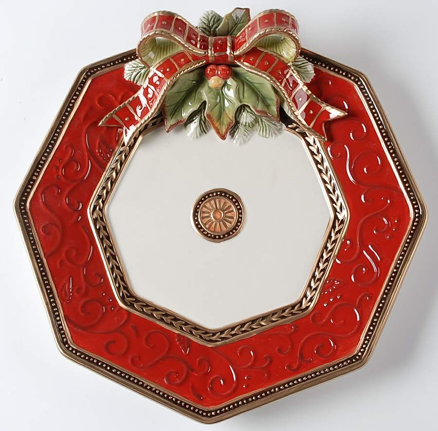 Damask Holiday 13" Octagonal Serving Platter by Fitz and Floyd-1