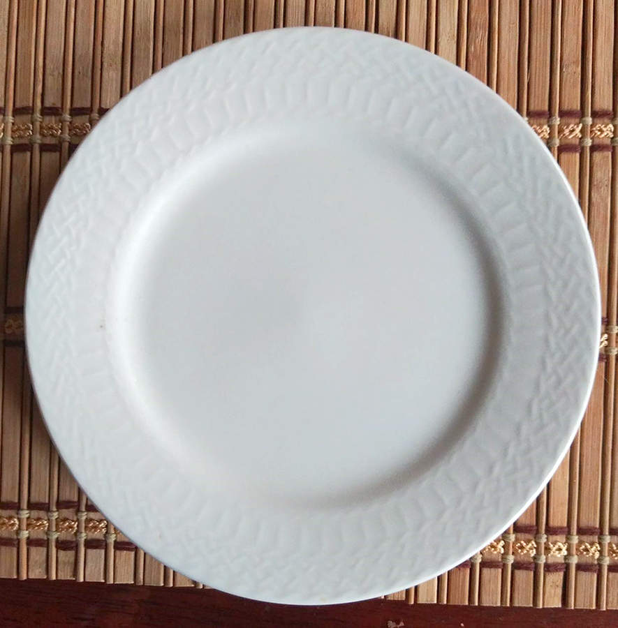 Blanc de Blanc Saucer by Farberware-1