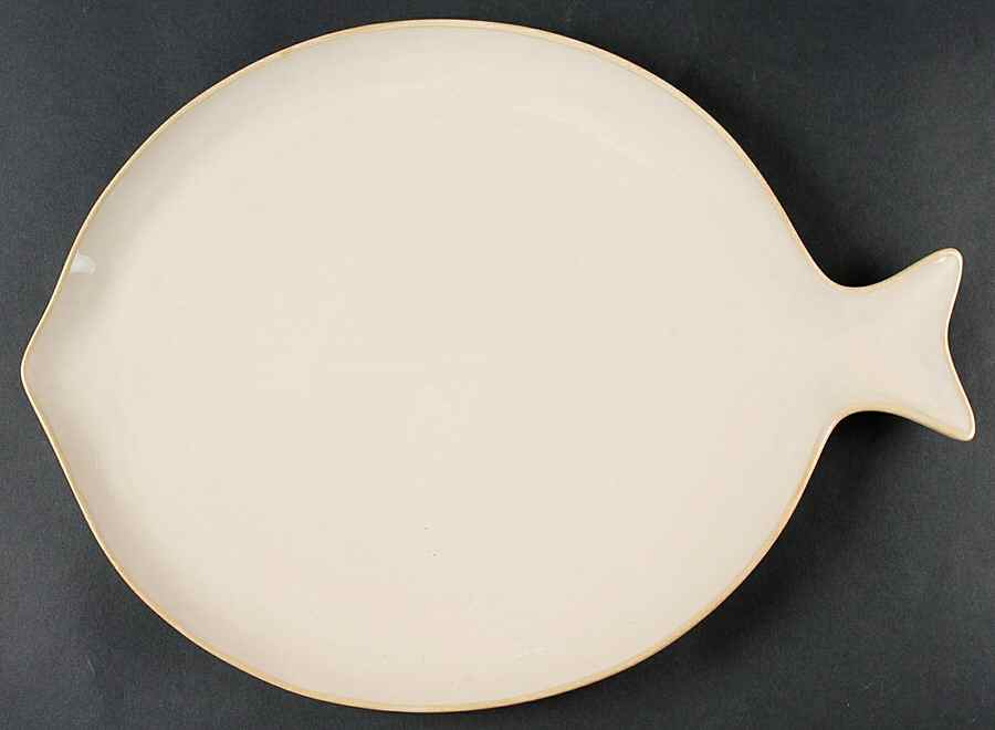 Coast (Fish Shape) 16" Fish Shaped Platter by Food Network-1