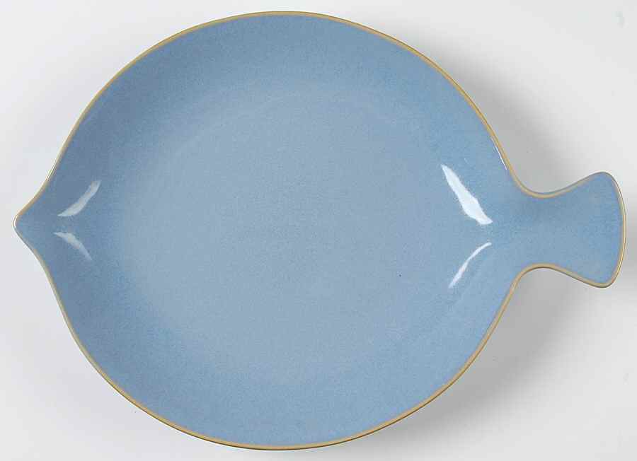 Coast (Fish Shape) 11" Fish Plate by Food Network-1