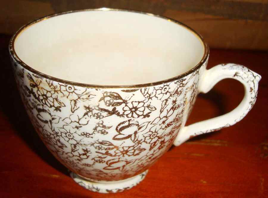 Pompadour Footed Cup by Thomas Forester & Sons-1