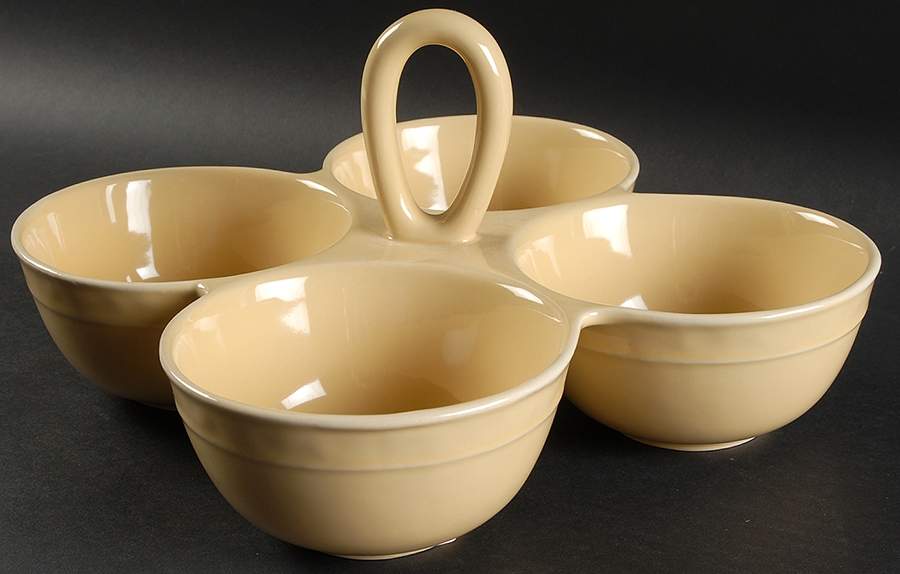 Fontina Yellow Handled 4-Part Divided Server by Food Network-1