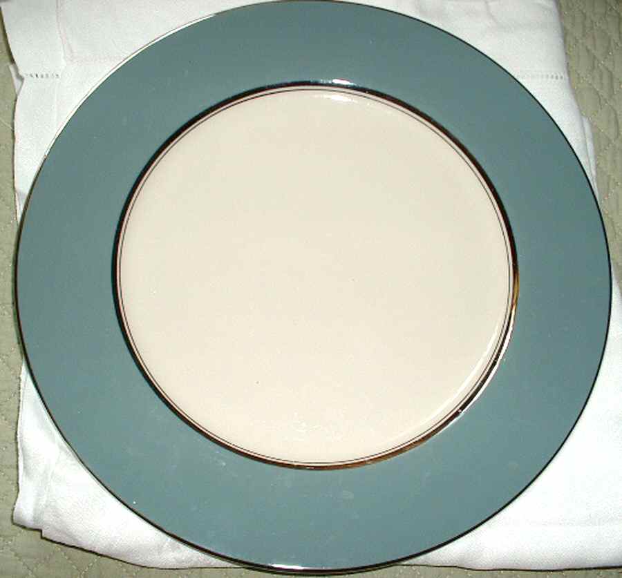 FL38 Dinner Plate by Flintridge-1