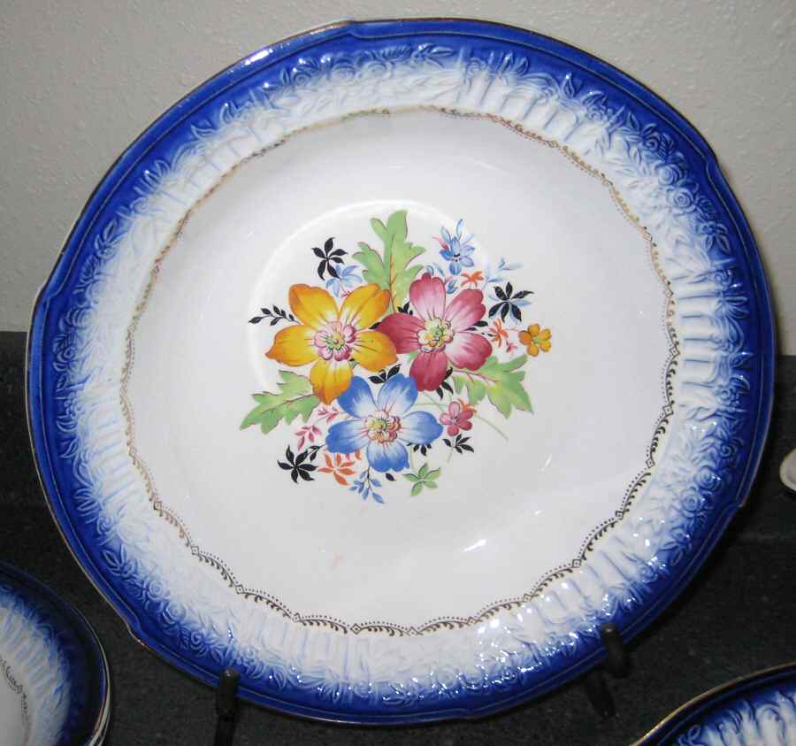 FSX172 9" Round Vegetable Bowl by French Saxon-1