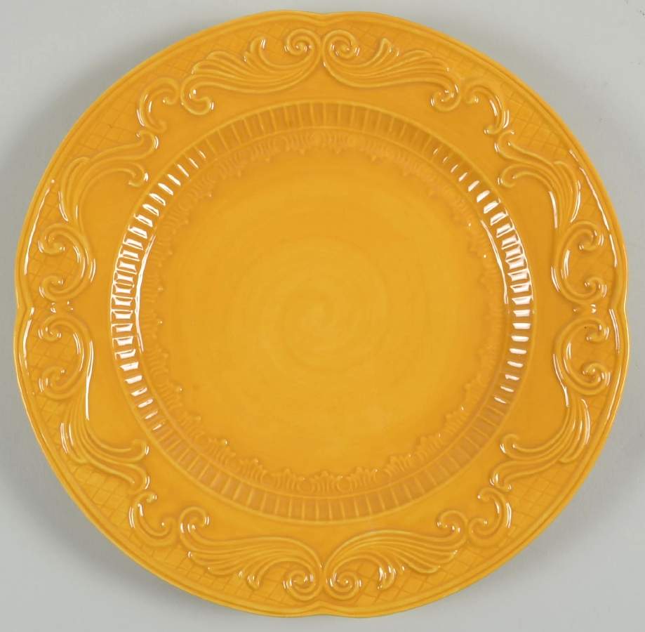 Ricamo Gold Dinner Plate by Fitz & Floyd-1