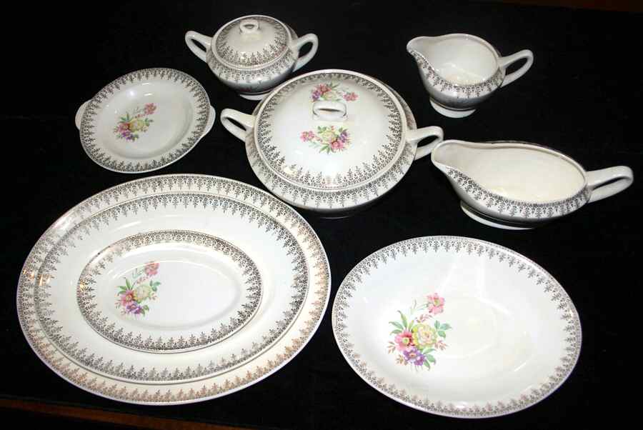 FSX174 Gravy Boat & Underplate/Relish by French Saxon-1
