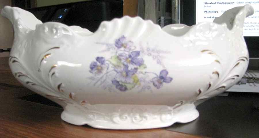 Arcadia Oval Centerpiece by Ford China -1