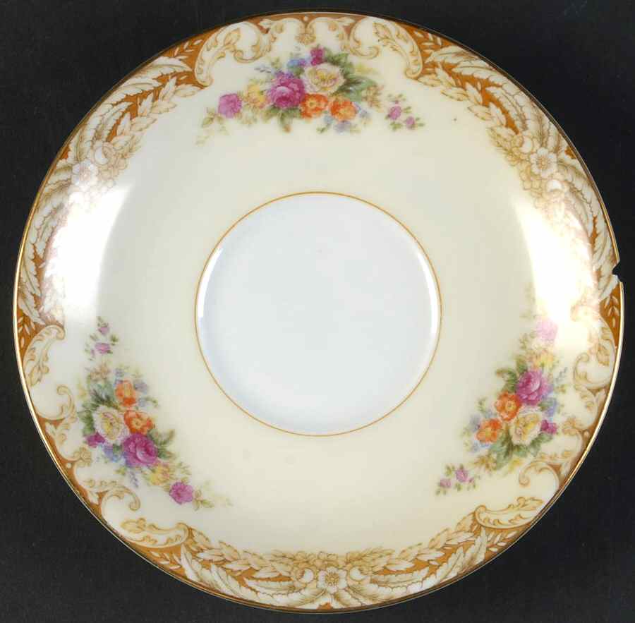 FUJ28 Saucer by Fuji-1