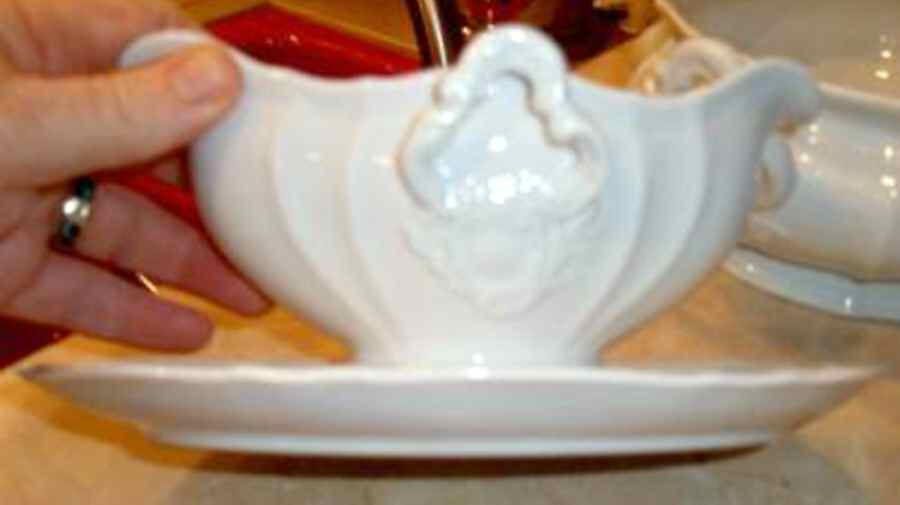 Anna Carina Gravy Boat with Attached Underplate by Furstenberg-1