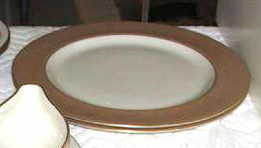 FIA11 13" Chop Plate (Round Platter) by Fine Arts-1