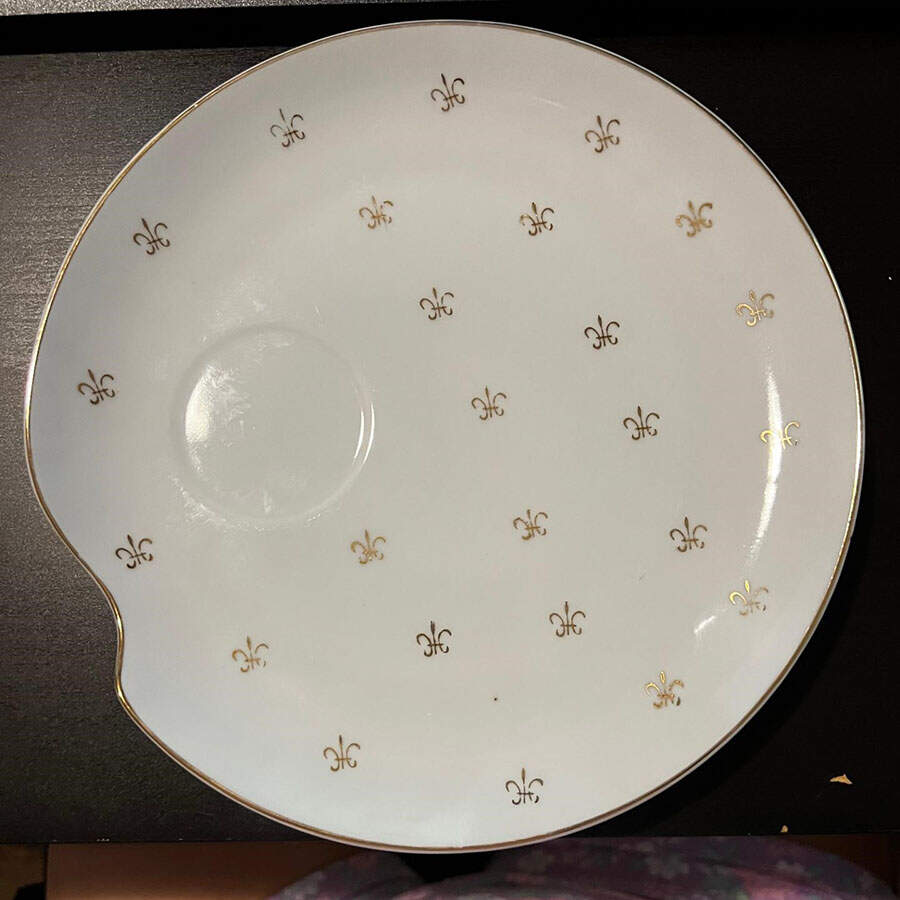 Fleur de Lis Snack Plate by Fine China of Japan-1