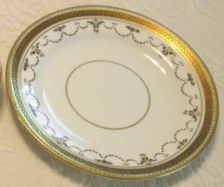 Milo Dessert/Pie Plate by Fenton-1