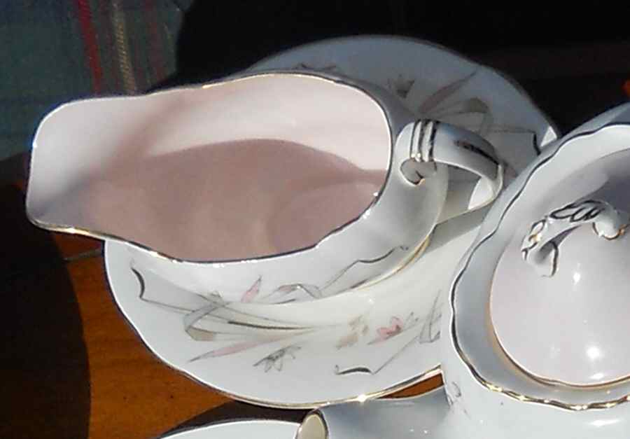 FOL65 Gravy Boat & Underplate by Foley-1