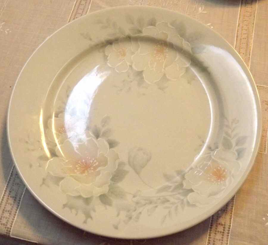FCR4 Dinner Plate by Finest Ceramics-1