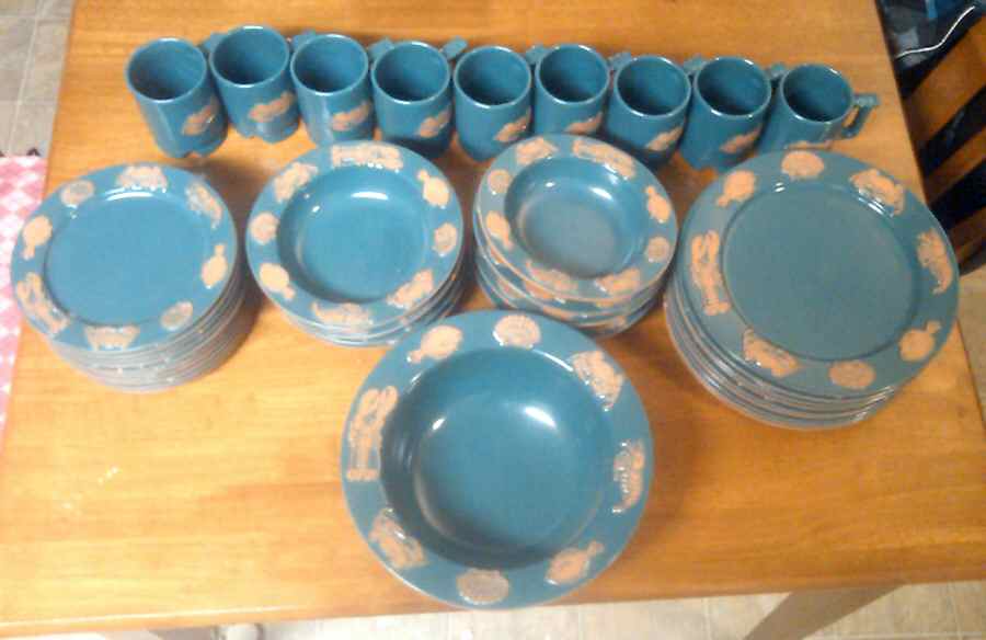 Seafare Tera Cotta on Teal Dinner Plate by Frankoma-1