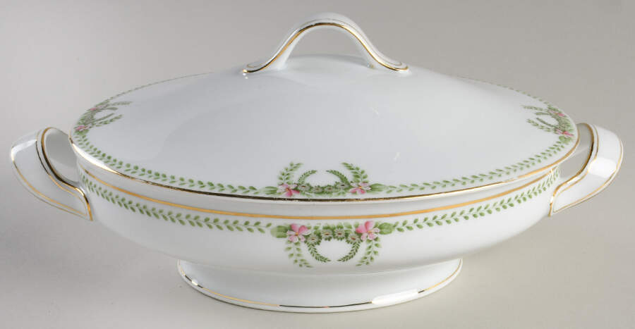FR307 Oval Covered Vegetable by Franconia-Krautheim & Adelburg-1