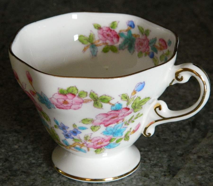Roseneath Footed Cup by Foley-1